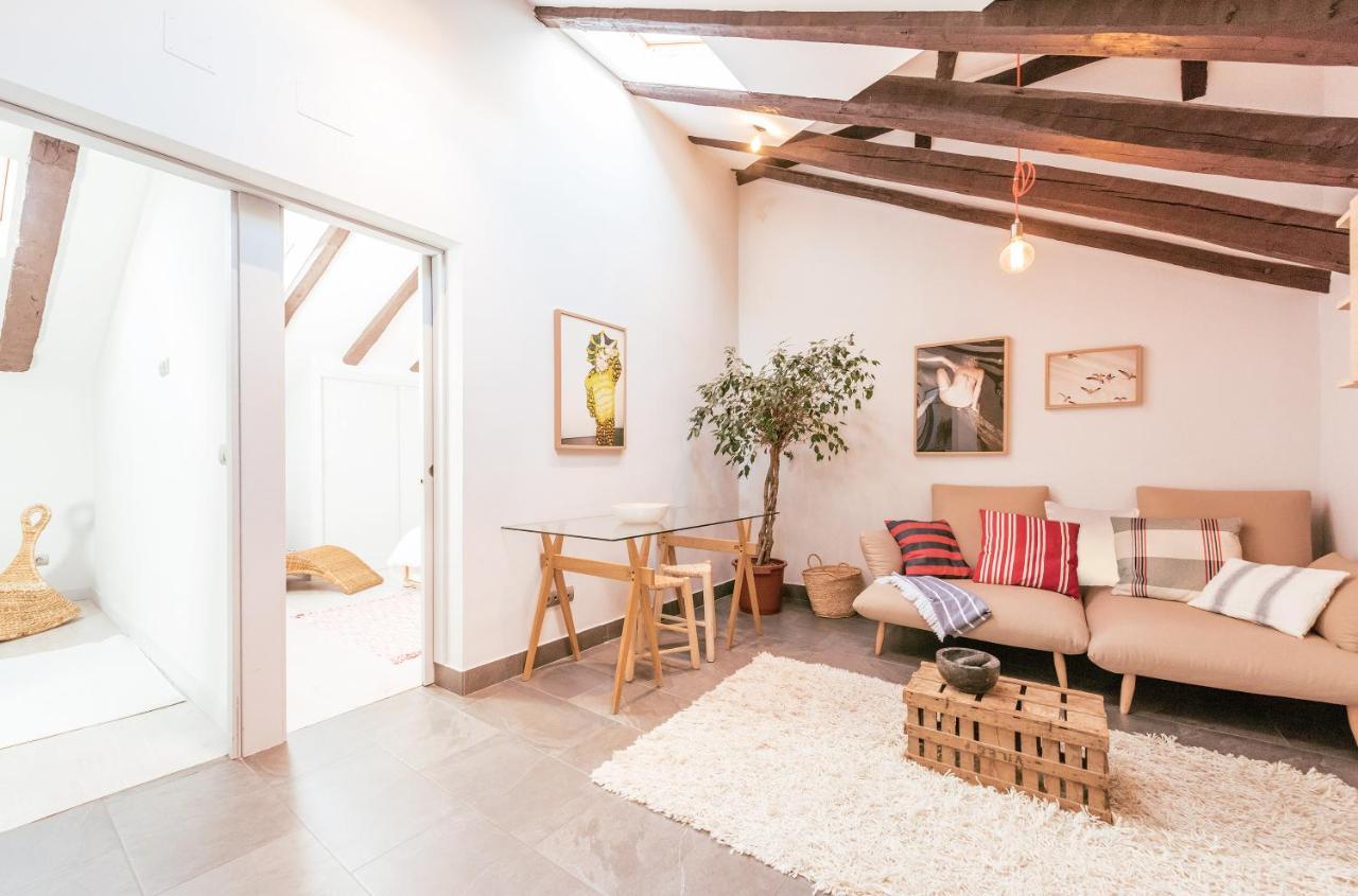 Bohemian 2Bedroom Attic In Lavapies Madrid Exterior foto