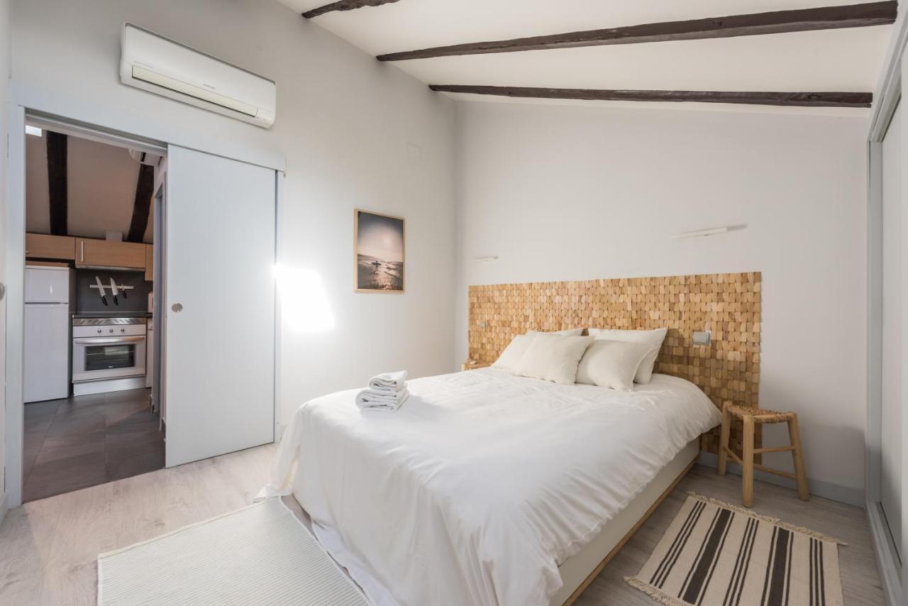 Bohemian 2Bedroom Attic In Lavapies Madrid Exterior foto